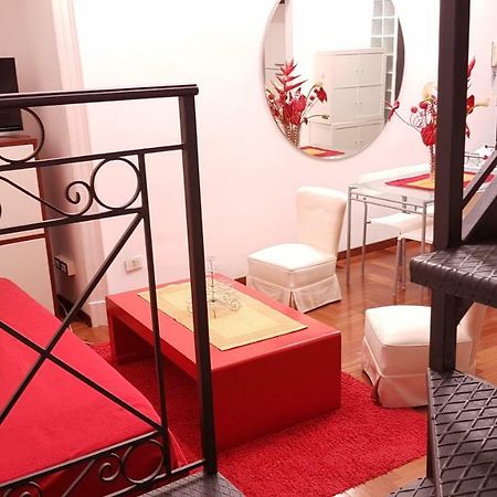 Il Salotto Di Nonna Cornelia 2 Hotel เนเปิลส์ ภายนอก รูปภาพ