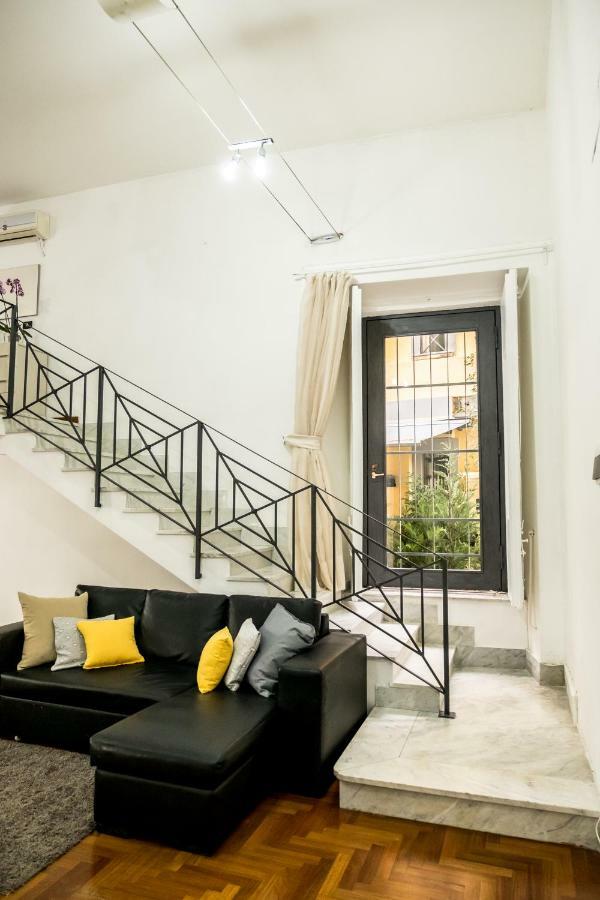 Il Salotto Di Nonna Cornelia 2 Hotel เนเปิลส์ ภายนอก รูปภาพ